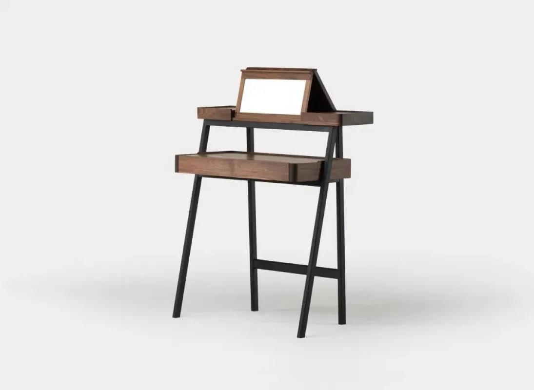 756 Tray Desk - De La Espada w Mesmetric
