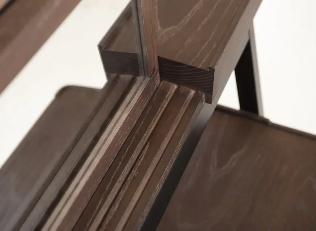 756 Tray Desk - De La Espada w Mesmetric