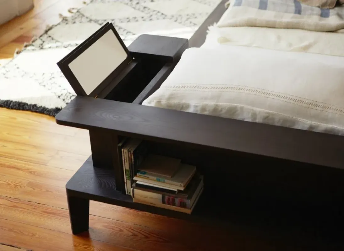 758 Platform Bed - De La Espada w Mesmetric