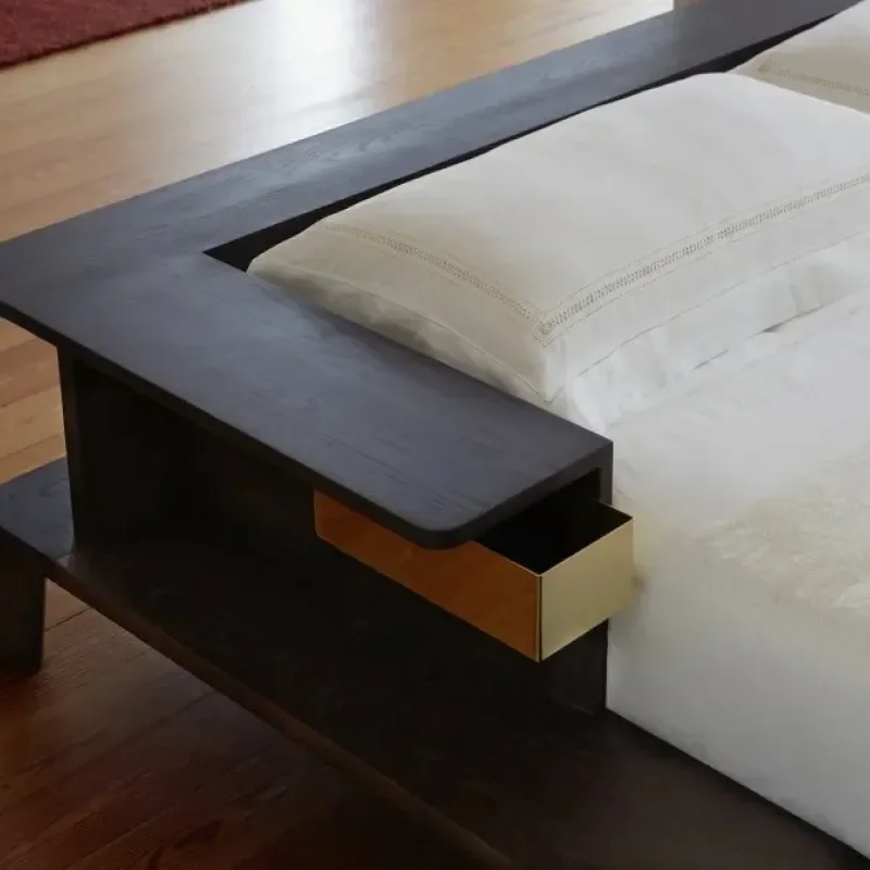 758 Platform Bed - De La Espada w Mesmetric