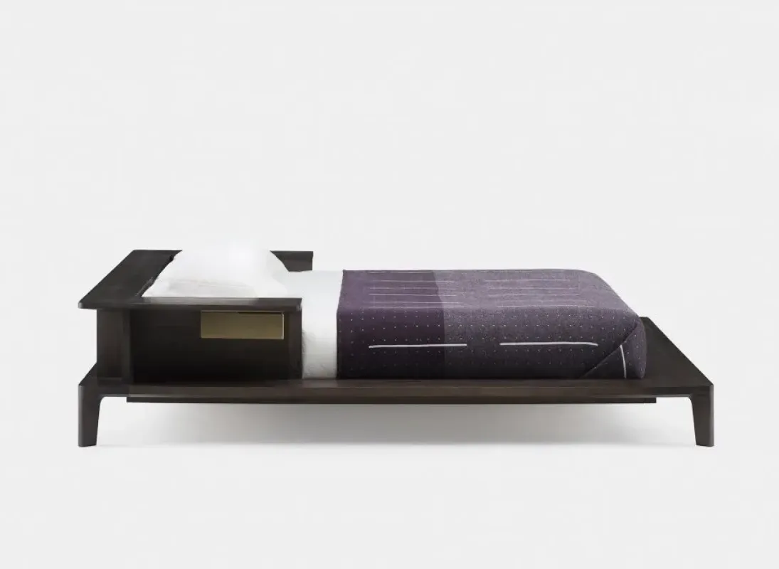 758 Platform Bed - De La Espada w Mesmetric