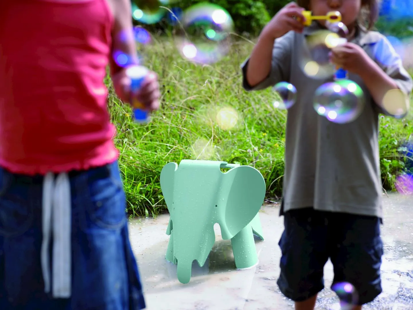 Eames Elephant