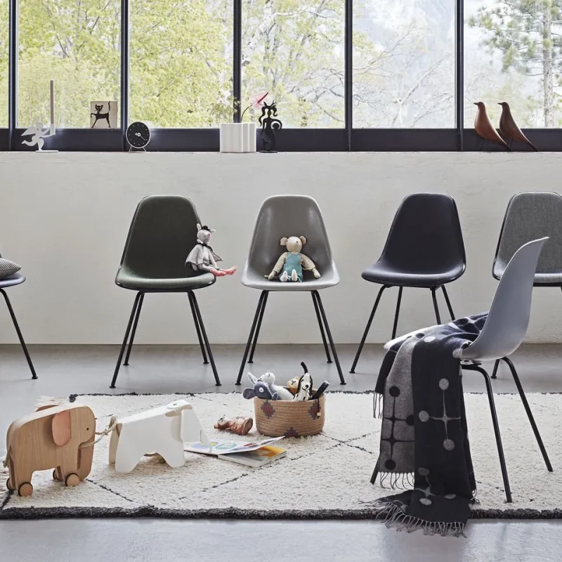 Eames Elephant