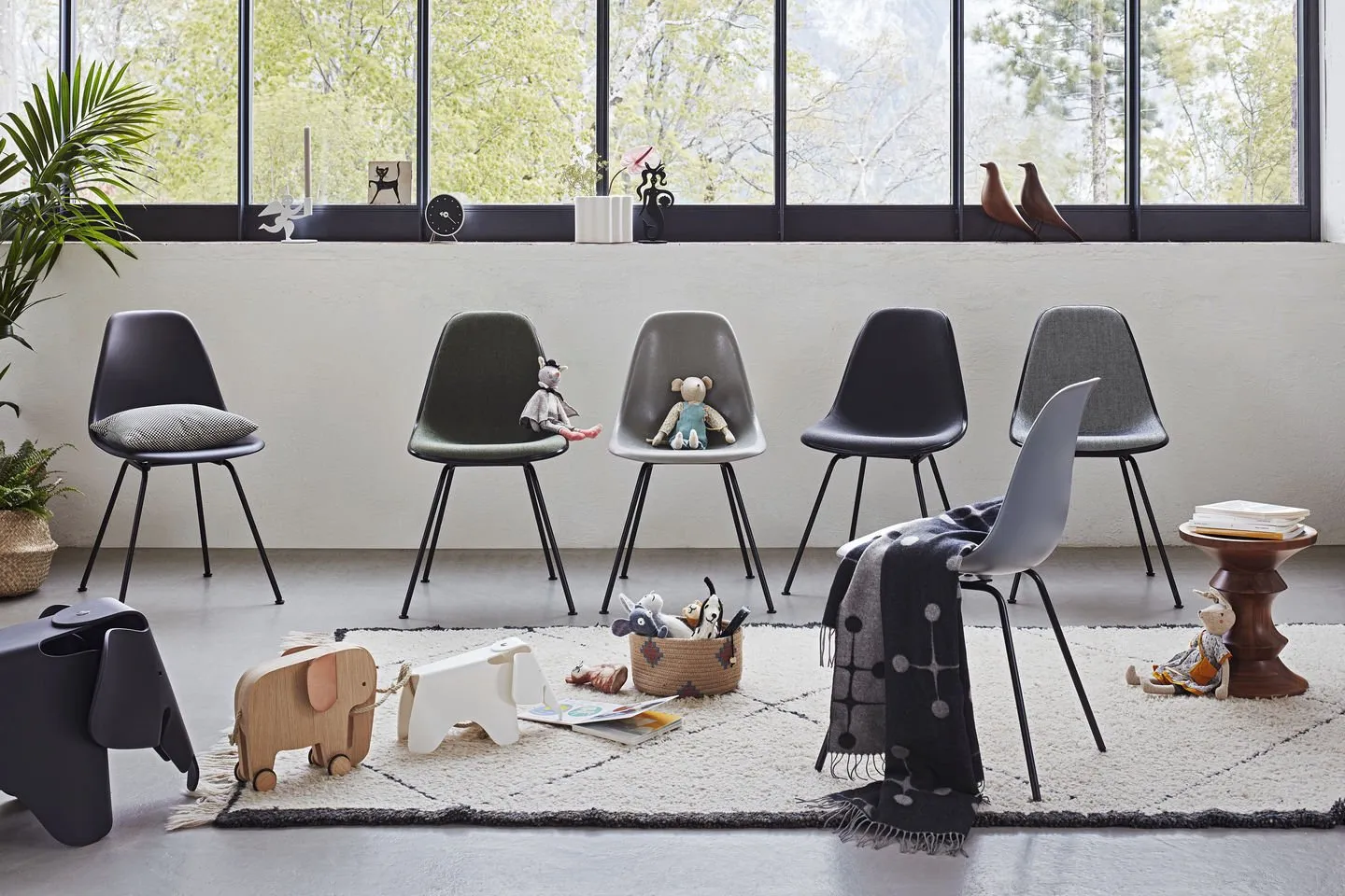 Eames Elephant