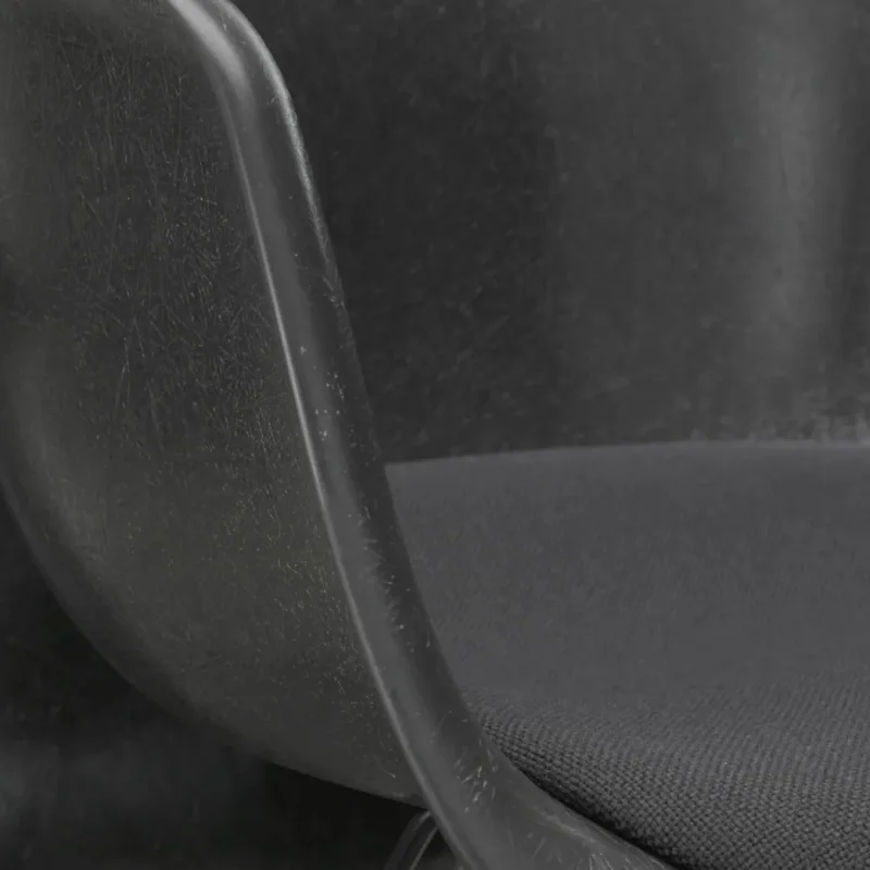 Eames Fiberglass DAR Upholstred seat – Vitra at Mesmetric
