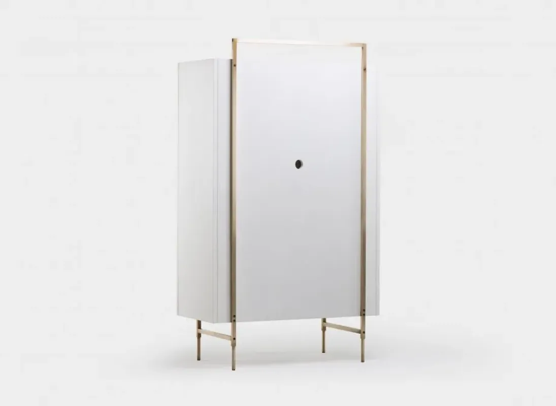 759L Trunk Tall Cabinet - De La Espada w Mesmetric