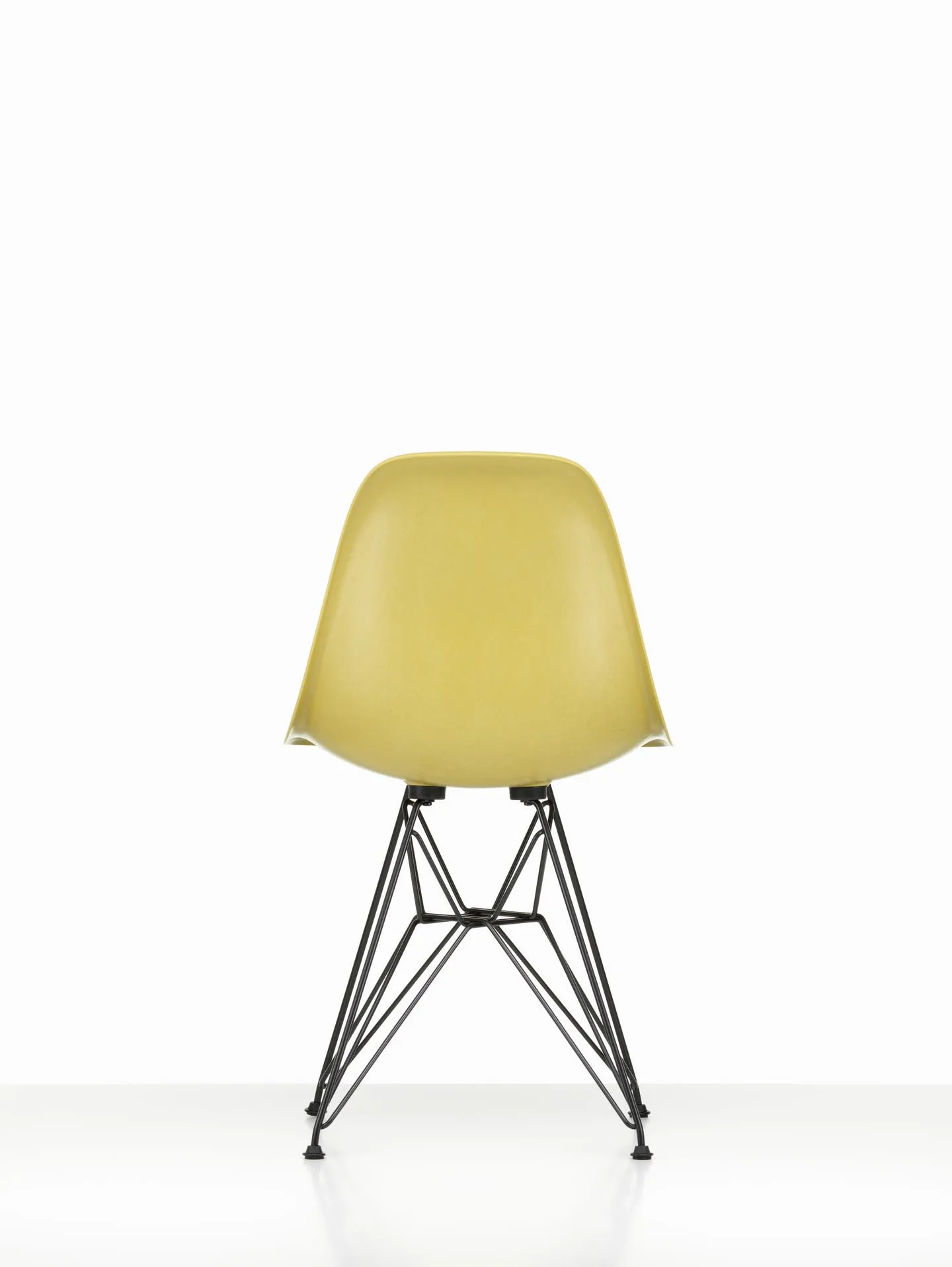 Eames Fiberglass DSR - Vitra w Mesmetric
