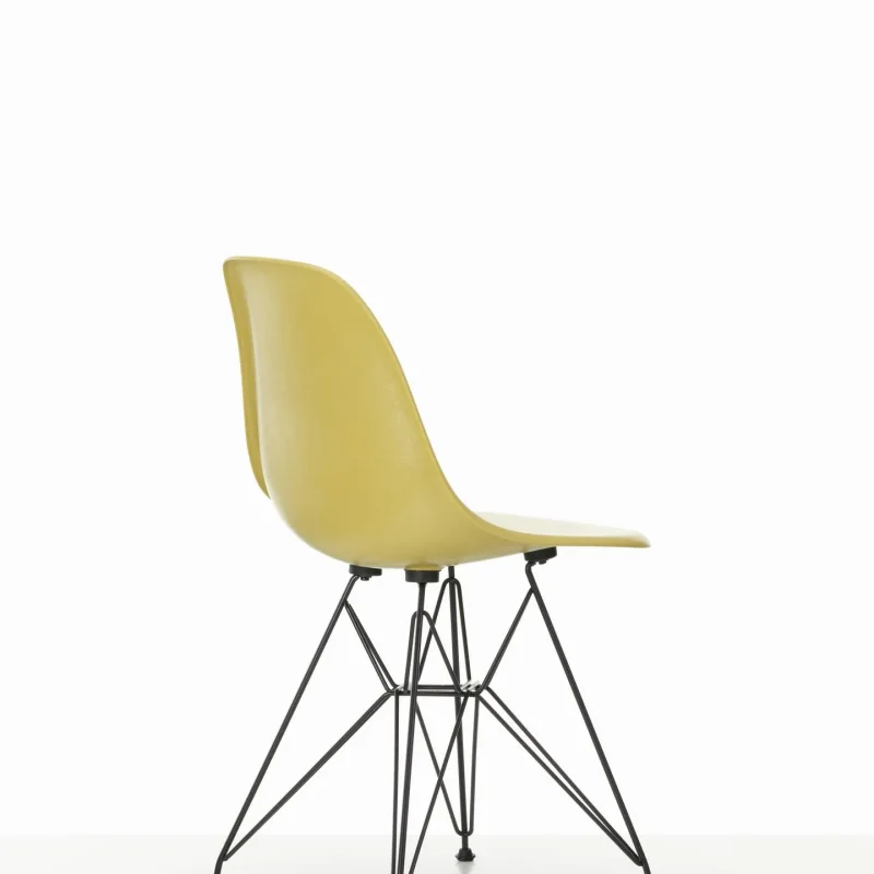 Eames Fiberglass DSR - Vitra w Mesmetric