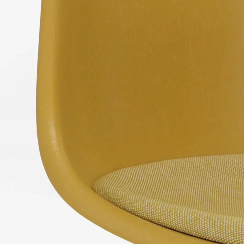 Eames Fiberglass DSX with cushion