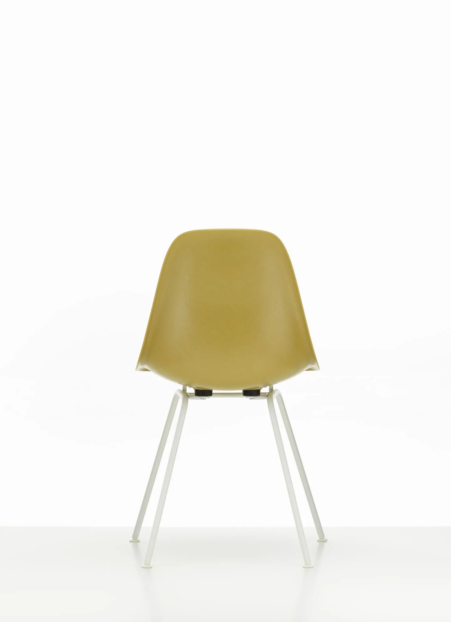 Eames Fiberglass DSX