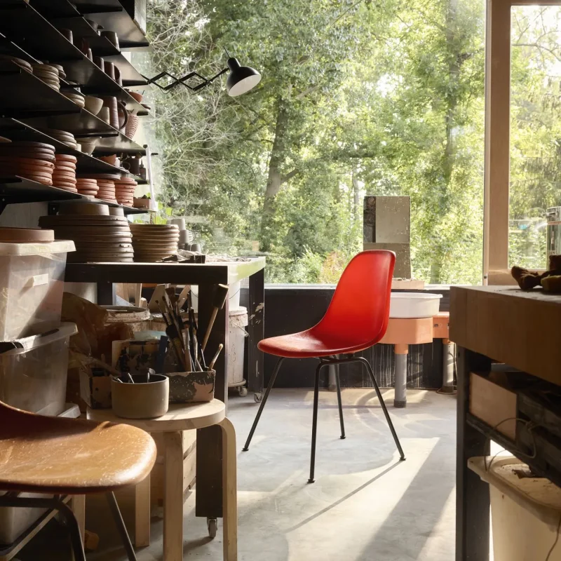 Eames Fiberglass DSX