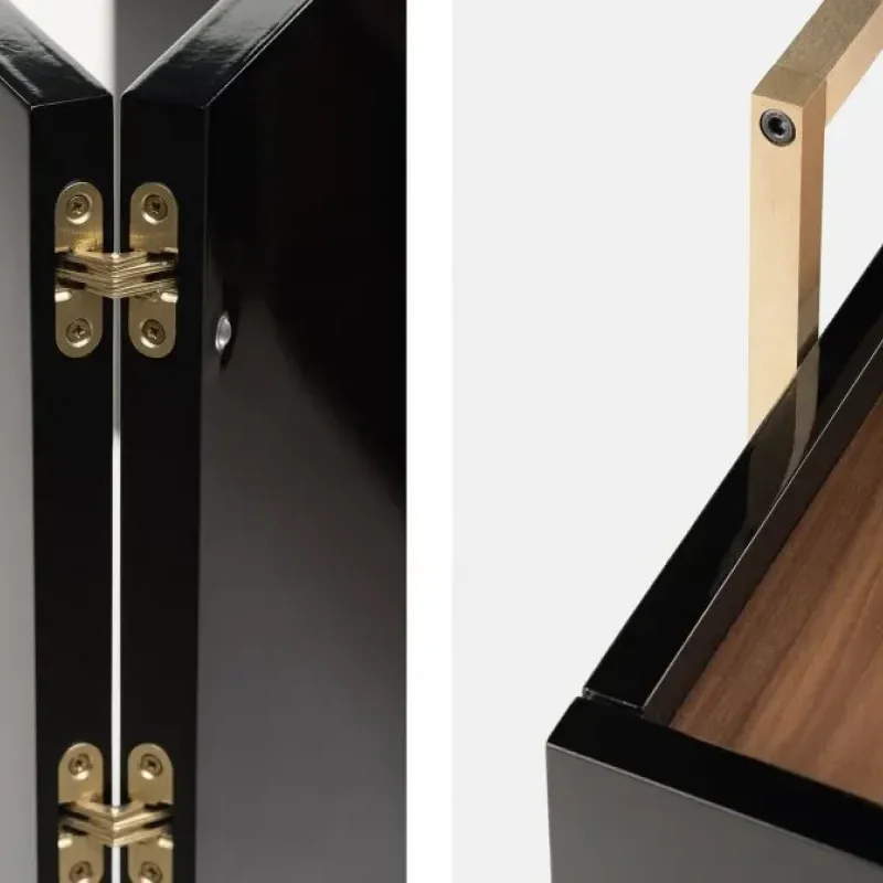 759S Trunk Low Cabinet - De La Espada w Mesmetric