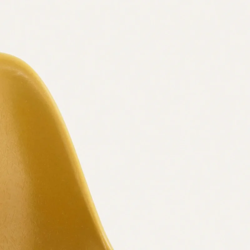 Eames Fiberglass Chair LSR – Vitra at Mesmetric