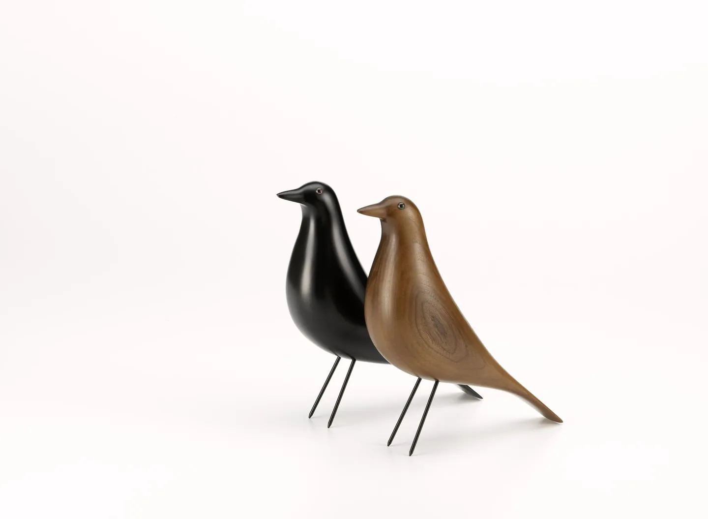 Eames House Bird – Vitra at Mesmetric