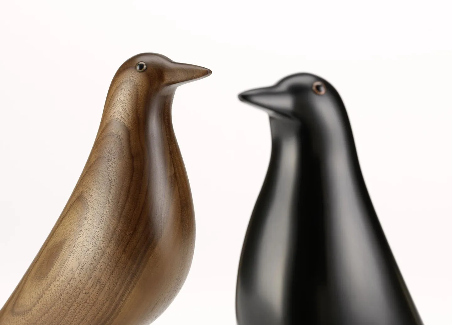 Eames House Bird – Vitra at Mesmetric