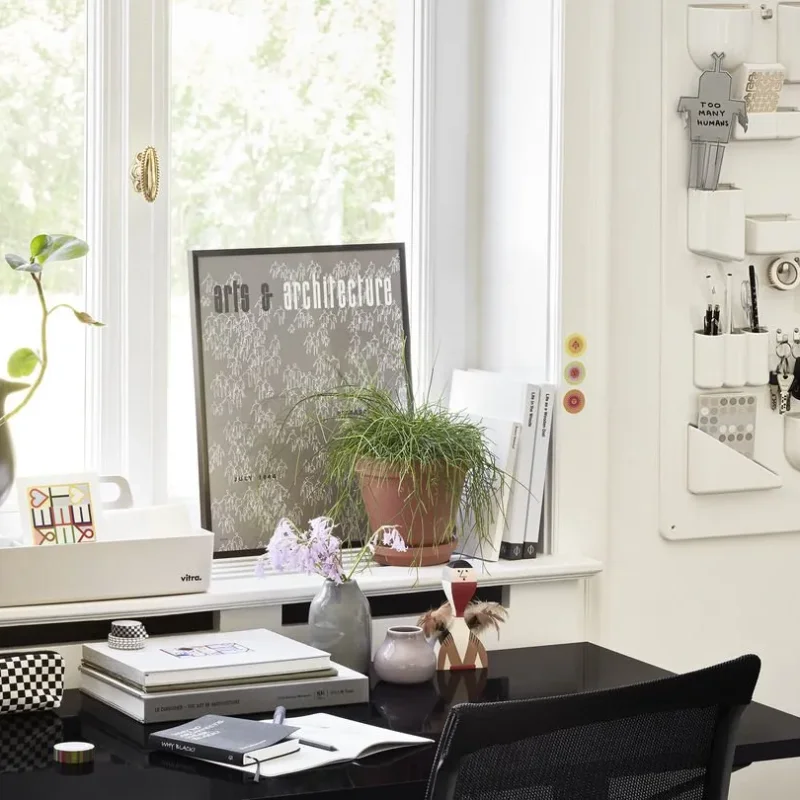 Eames House Bird – Vitra at Mesmetric