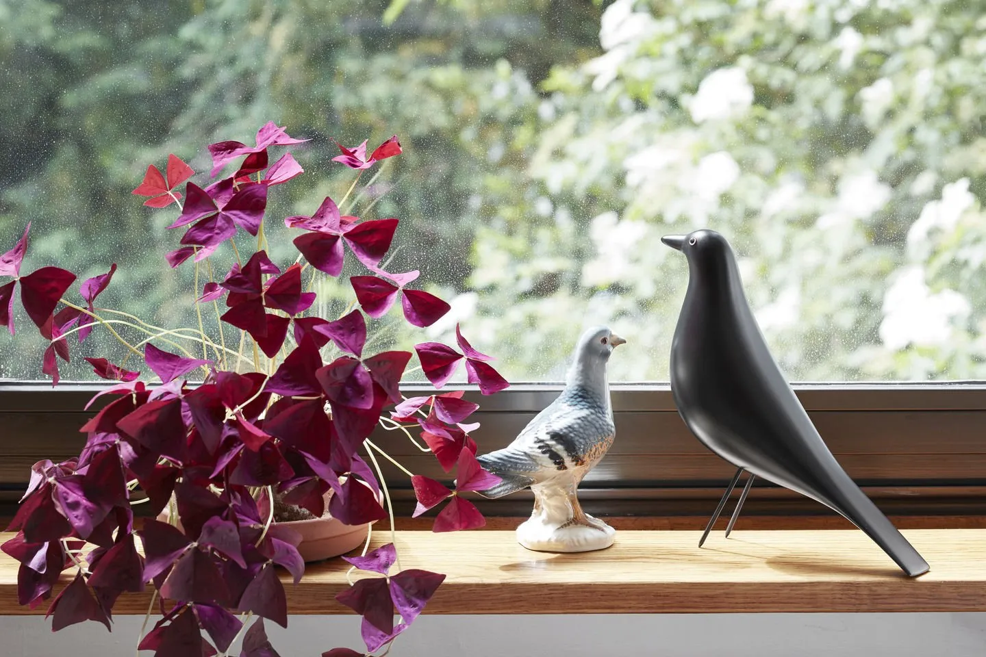 Eames House Bird – Vitra at Mesmetric