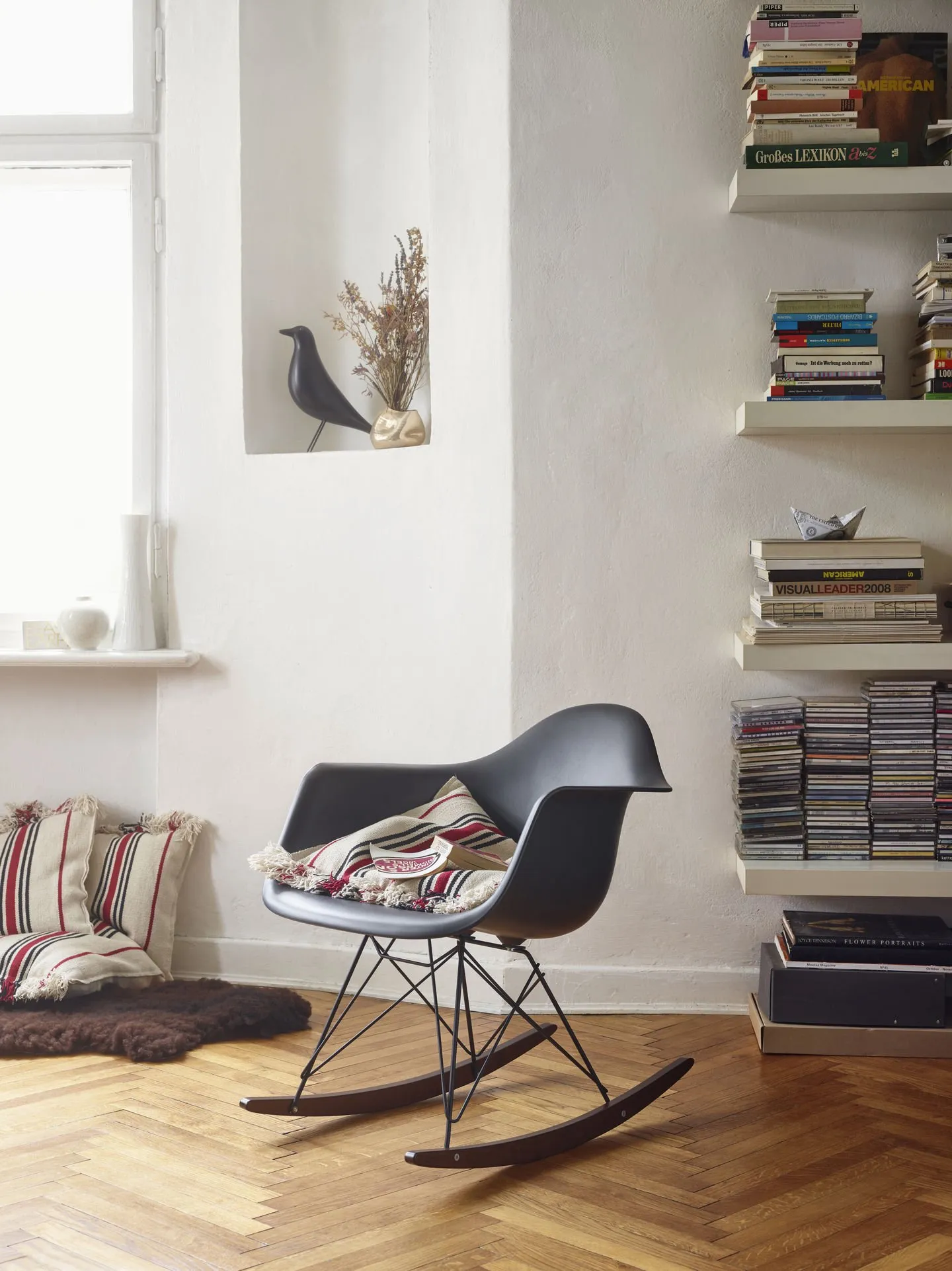 Eames House Bird – Vitra at Mesmetric