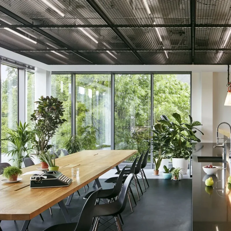 Eames House Bird – Vitra at Mesmetric