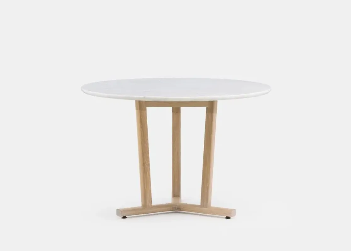 764RM/RT Shaker Dining