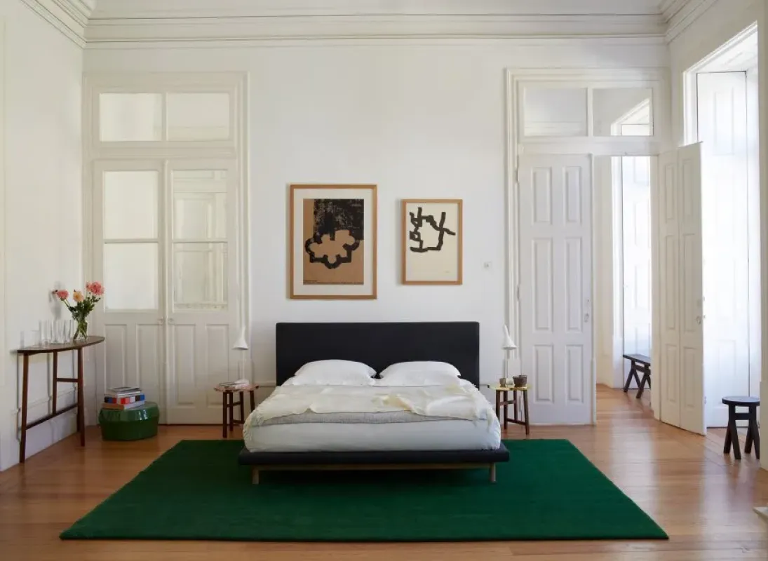 765 Frame Bed – De La Espada at Mesmetric