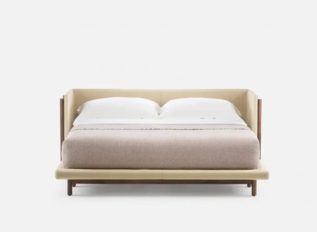 768 Frame Bed With Arms - De La Espada w Mesmetric