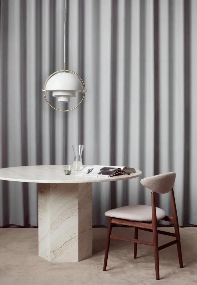 Epic dining table travertine - Gubi.dk w Mesmetric