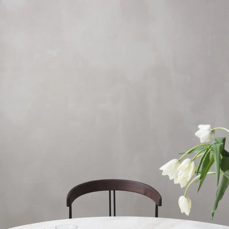 Epic dining table travertine - Gubi.dk w Mesmetric