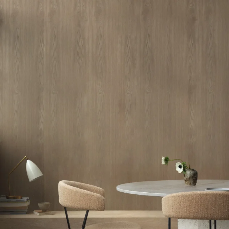 Epic dining table travertine - Gubi.dk w Mesmetric