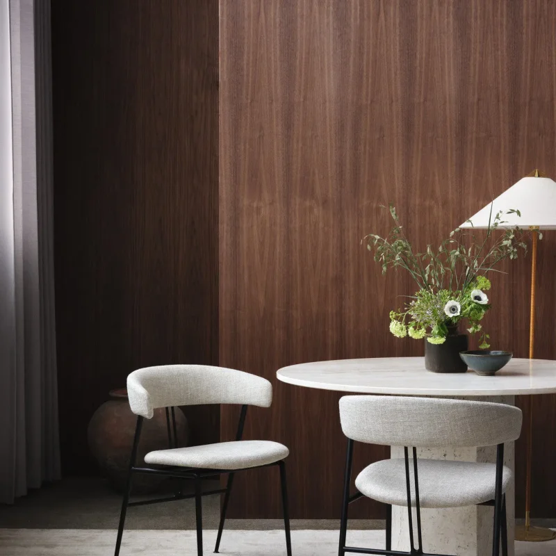 Epic dining table travertine - Gubi.dk w Mesmetric