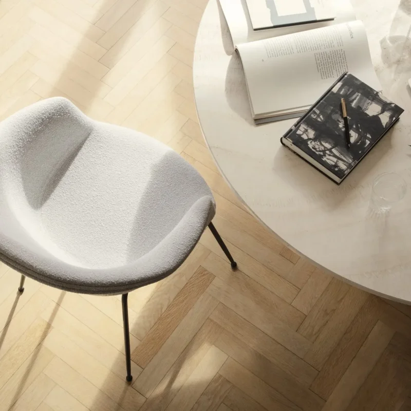 Epic dining table travertine - Gubi.dk w Mesmetric