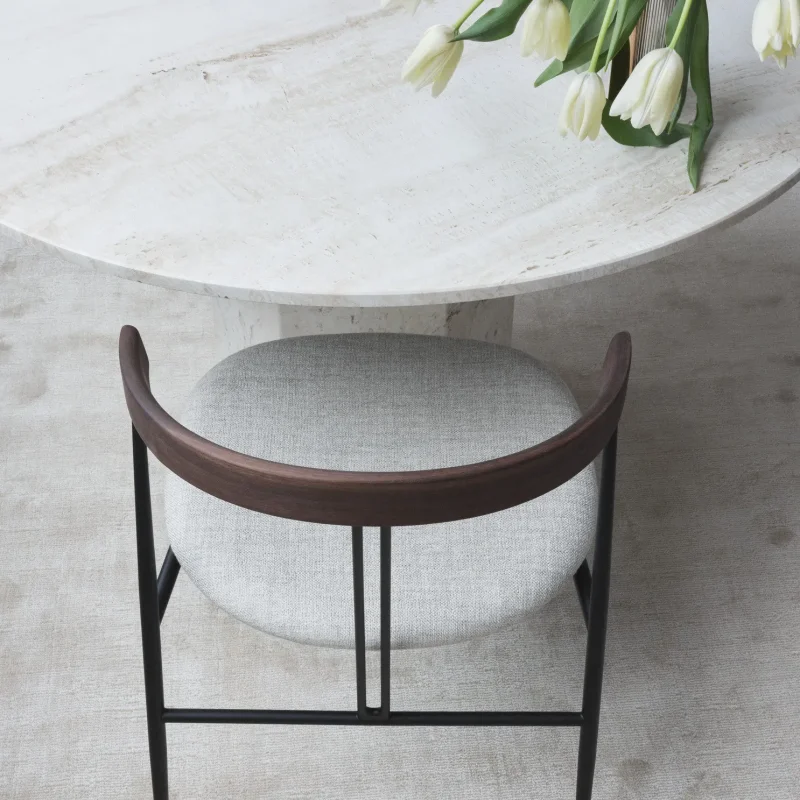 Epic dining table travertine - Gubi.dk w Mesmetric