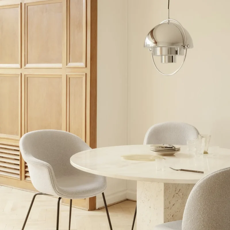 Epic dining table travertine - Gubi.dk w Mesmetric