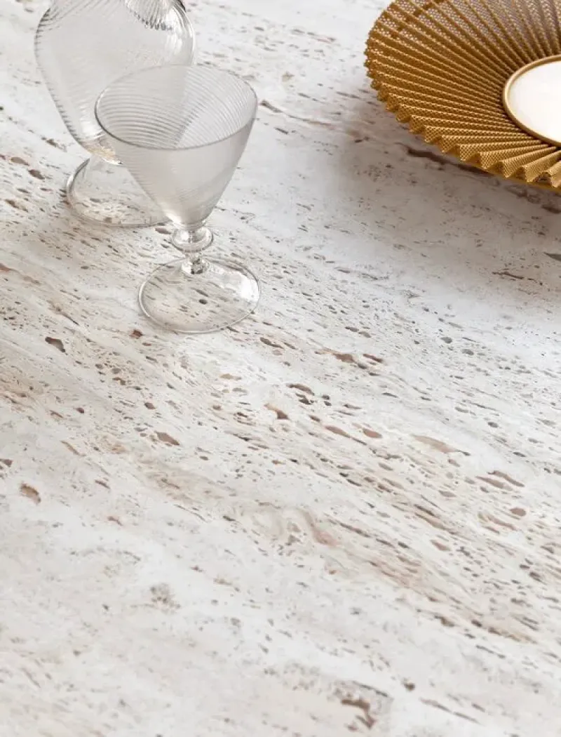 Epic travertine - Gubi.dk w Mesmetric