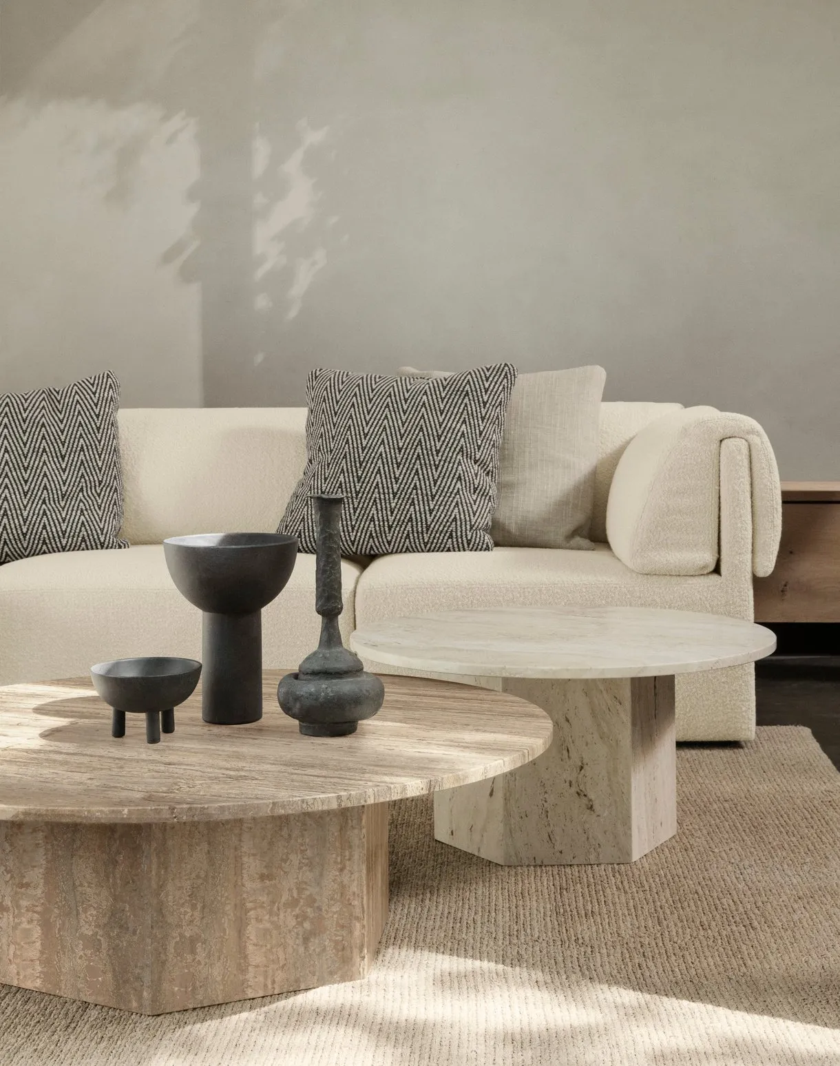 Epic travertine - Gubi.dk w Mesmetric