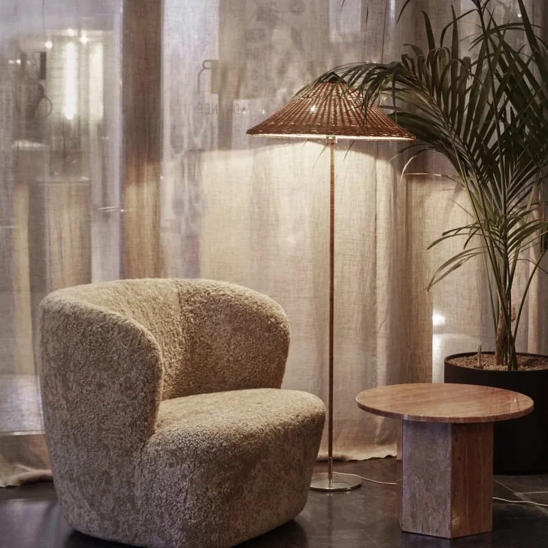 Epic travertine - Gubi.dk w Mesmetric