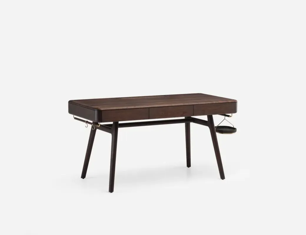 784 Solo Desk - De La Espada w Mesmetric