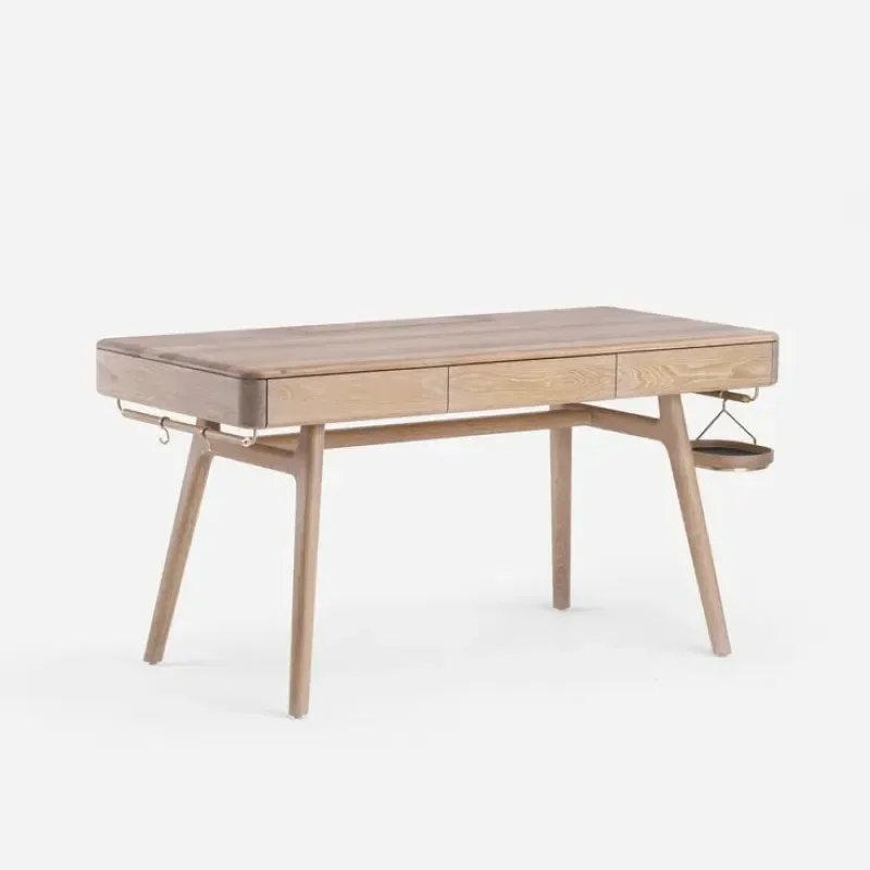 784 Solo Desk - De La Espada w Mesmetric