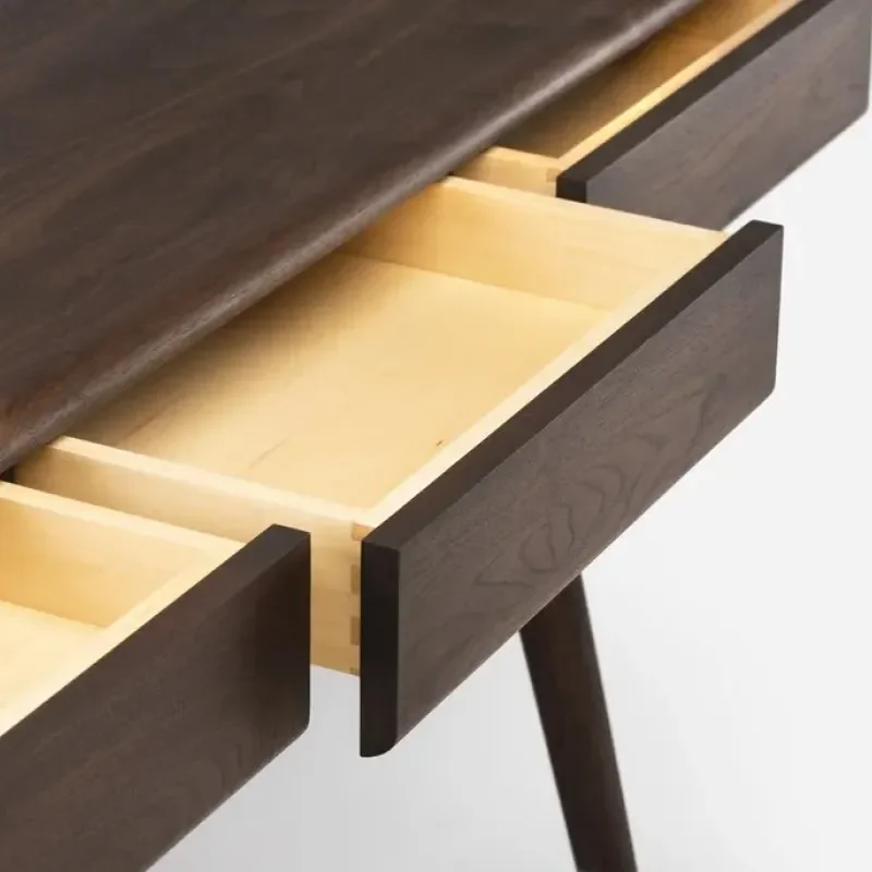 784 Solo Desk - De La Espada w Mesmetric