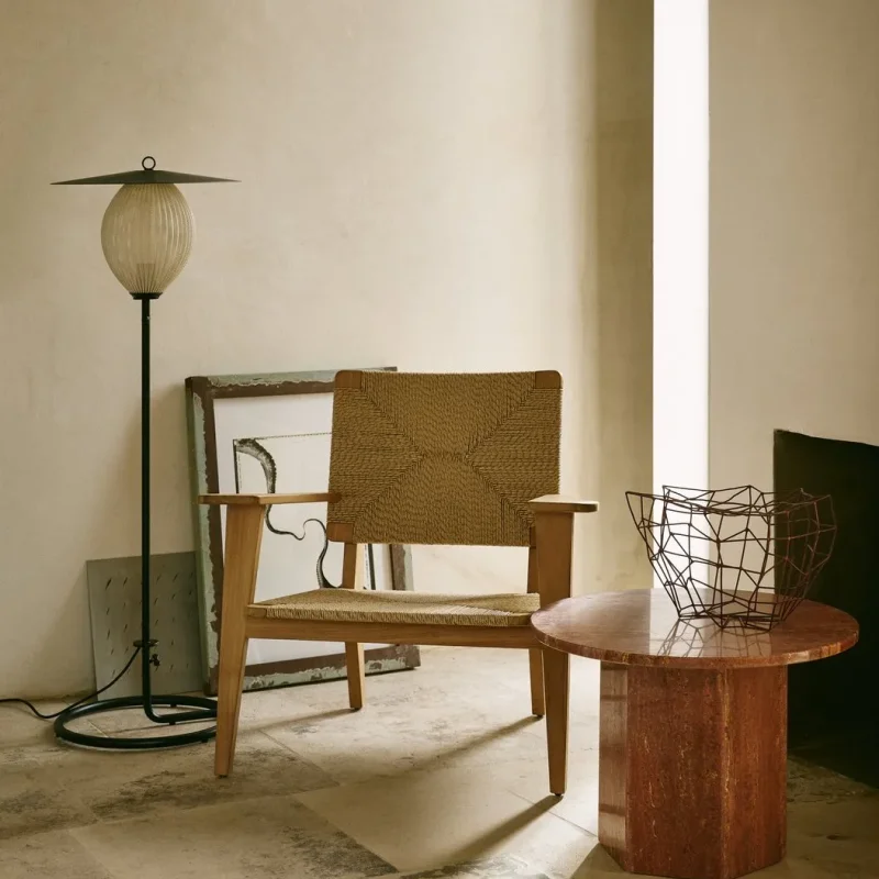 F-chair outdoor lounge - Gubi.dk w Mesmetric