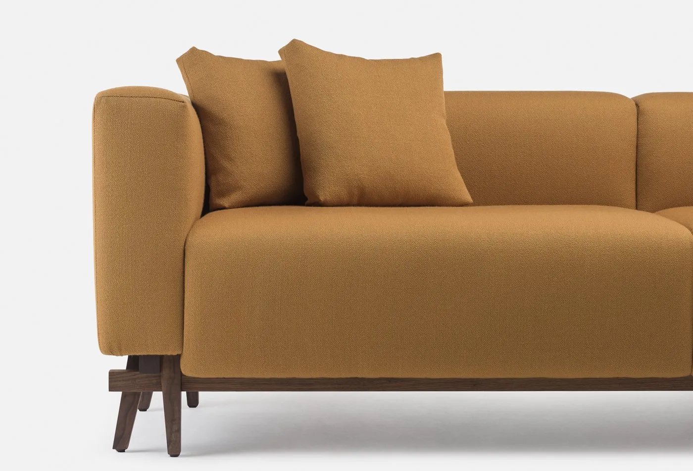 788MA Eight Sofa - De La Espada w Mesmetric