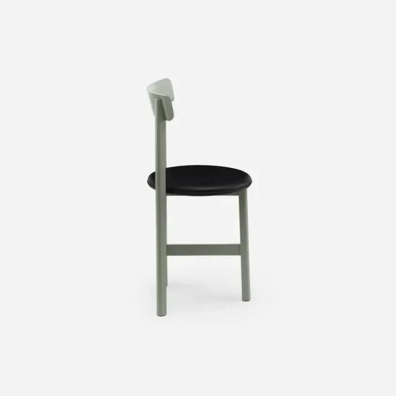797 Petit 3 Chair - De La Espada w Mesmetric