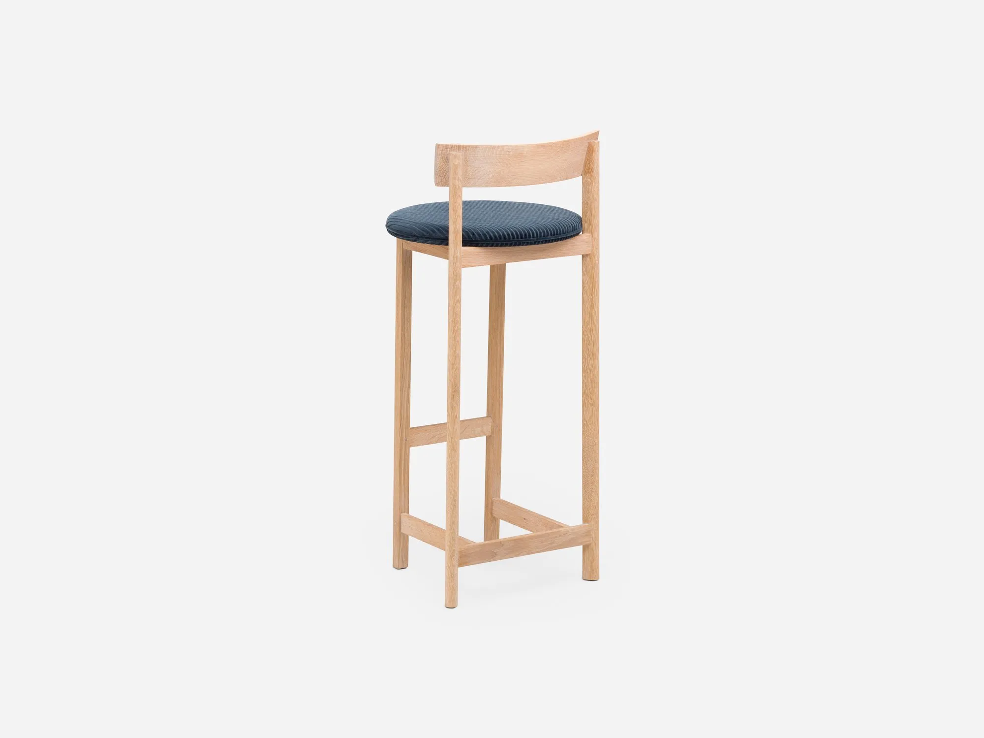 798P/T Petit Bar Stool - De La Espada w Mesmetric
