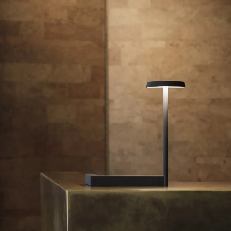 Flat Table 5970 - Vibia w Mesmetric