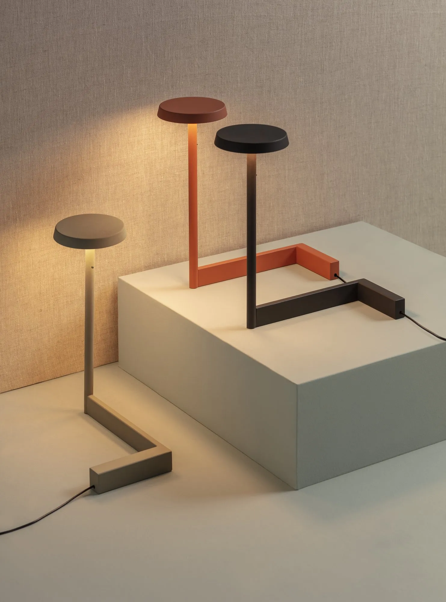 Flat Table 5970 - Vibia w Mesmetric