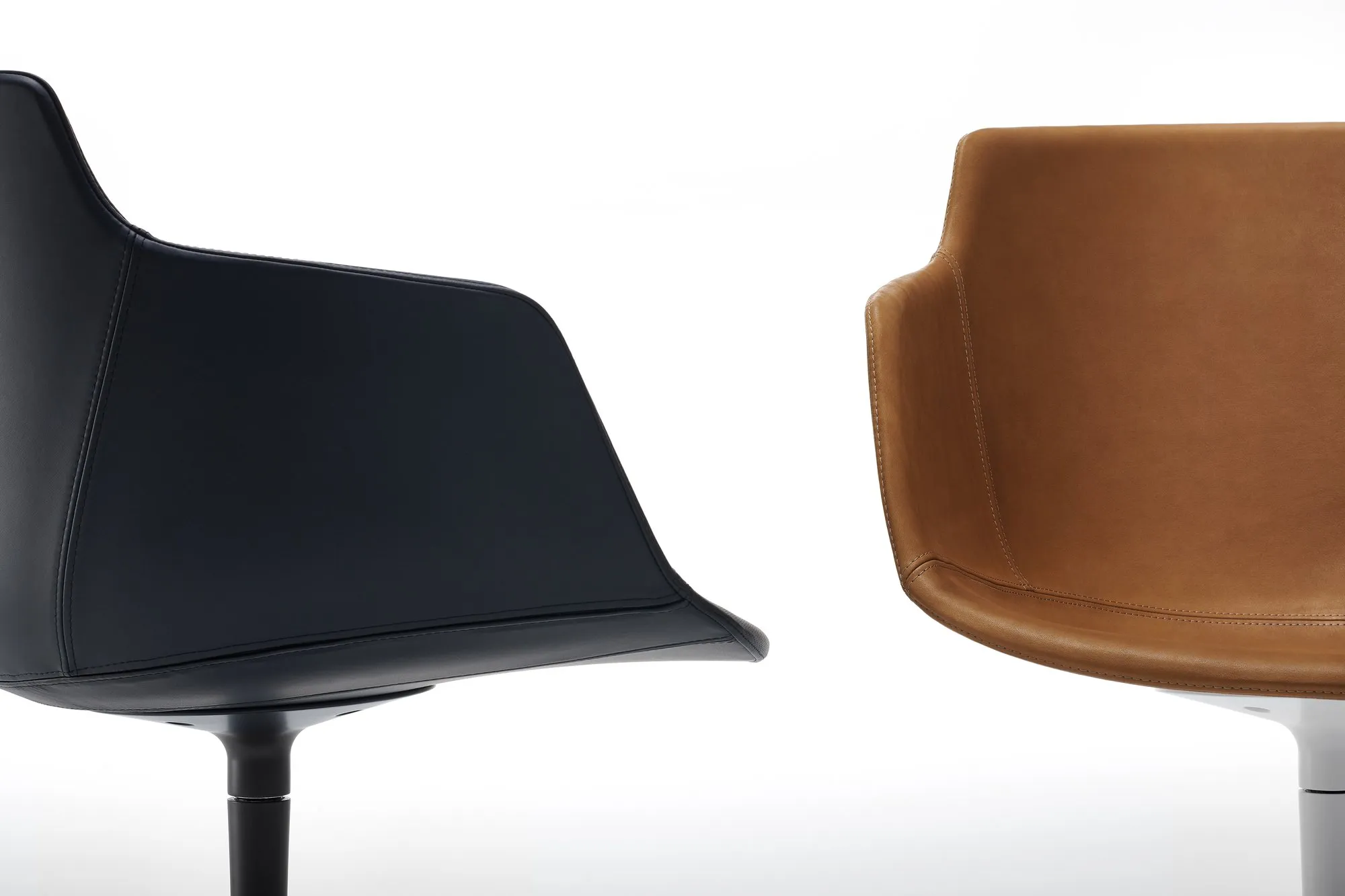 Flow Slim Leather Central Leg – MDF Italia at Mesmetric