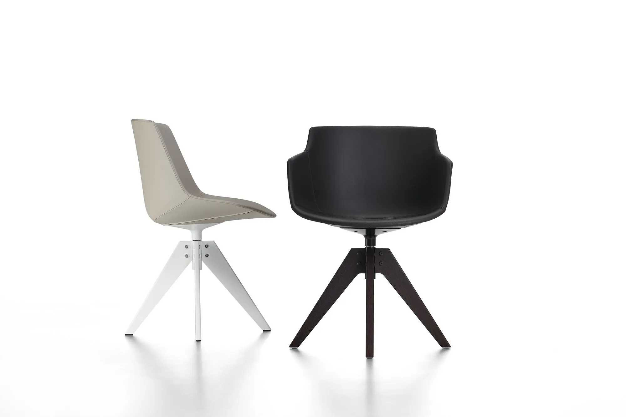 Flow Slim Leather VN 4-legged Steel Base - MDF Italia w Mesmetric