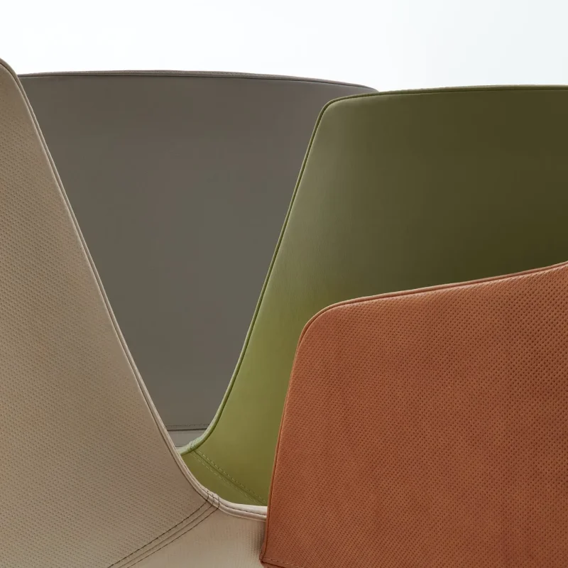 Flow Slim Leather VN 4-legged Steel Base - MDF Italia w Mesmetric
