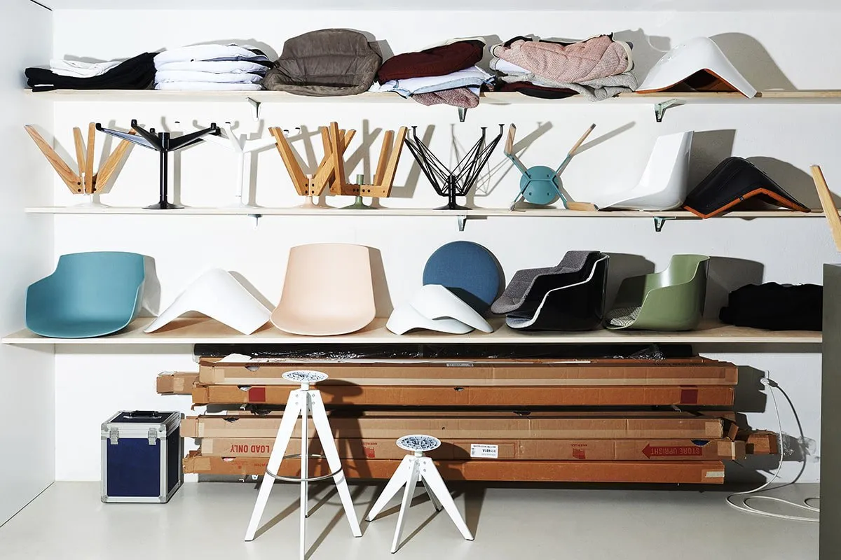 Flow Slim Leather VN 4-legged Steel Base - MDF Italia w Mesmetric