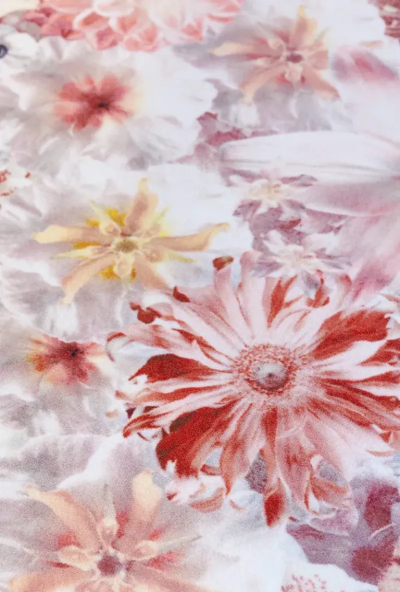 Flowergarden – Moooi Carpets at Mesmetric